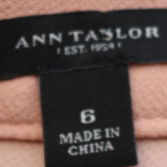 Ann Taylor Blush Knit Flutter Cap Sleeve Seamed Knit Crepe Sheath Dress Sz 6 - Picture 8 of 9